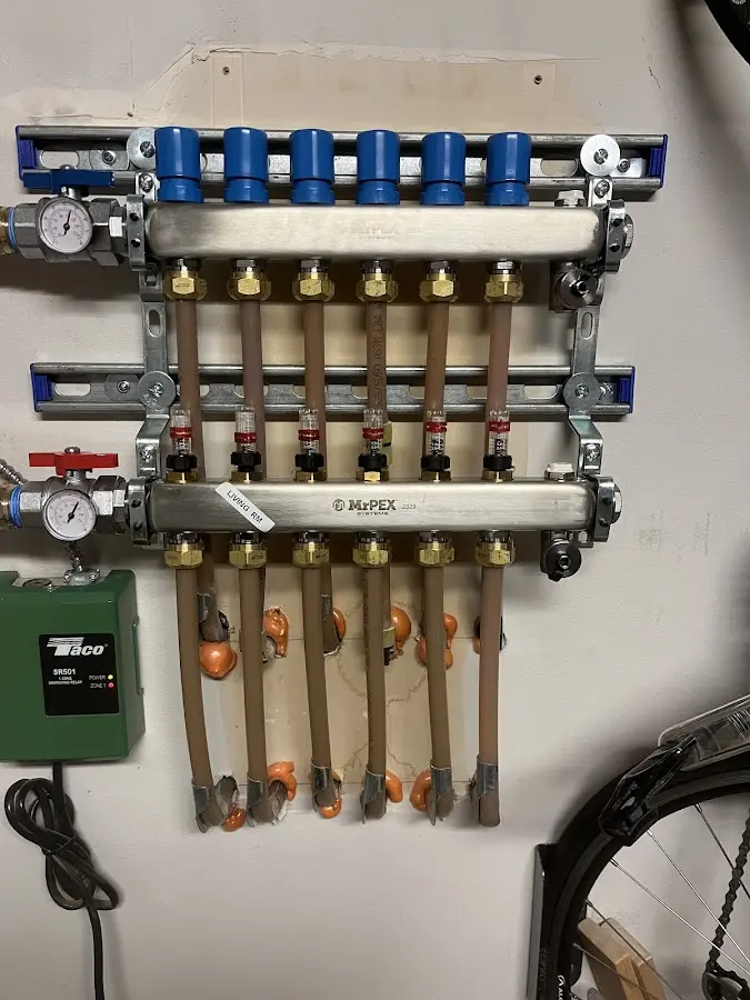 Plumber performing Leak Detection at a residential property in Zephyrhills South